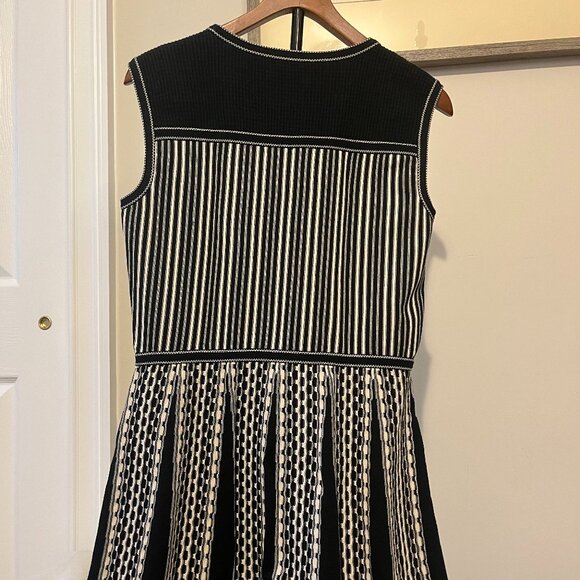 Tory Burch Monique black and cream knit pleated sleeveless fit-and-flare dress - Picture 9 of 11